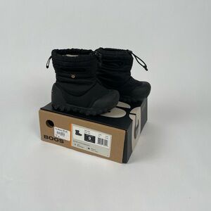BOGS Kids Black Winter Boots